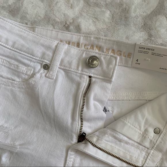 NWT American Eagle White Hi-Rise Shortie Size 4 - Picture 7 of 14